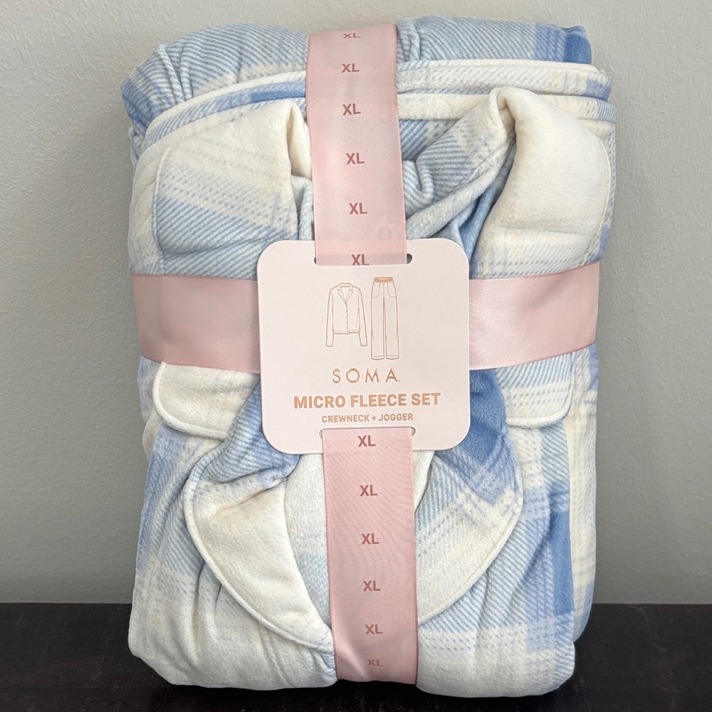 Soma Micro-fleece SO SOFT!!! Button Down Pajama Set